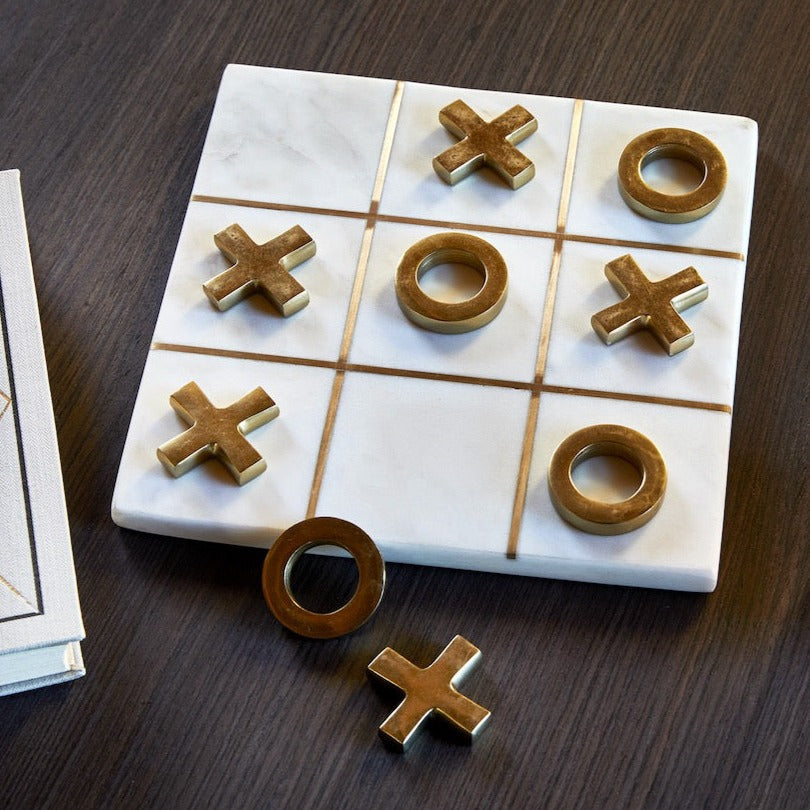 White Marble Tic-Tac-Toe med 10 spelpjäser