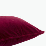 Burgundy Velvet kudde 45x45 cm
