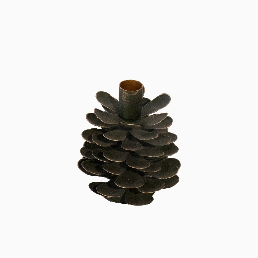 Pinea Green ljusstake 13 cm