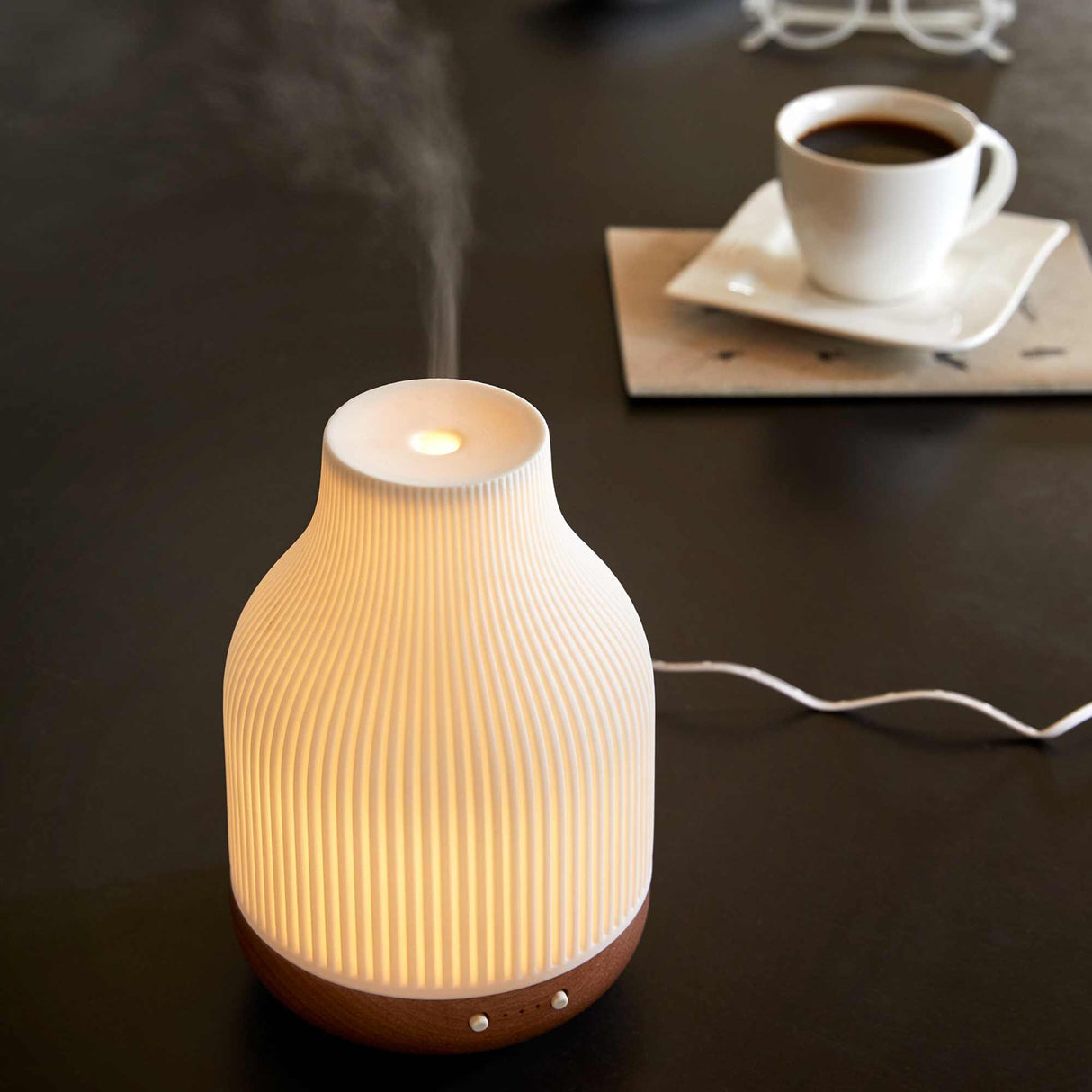 Malco diffuser med brun träbas