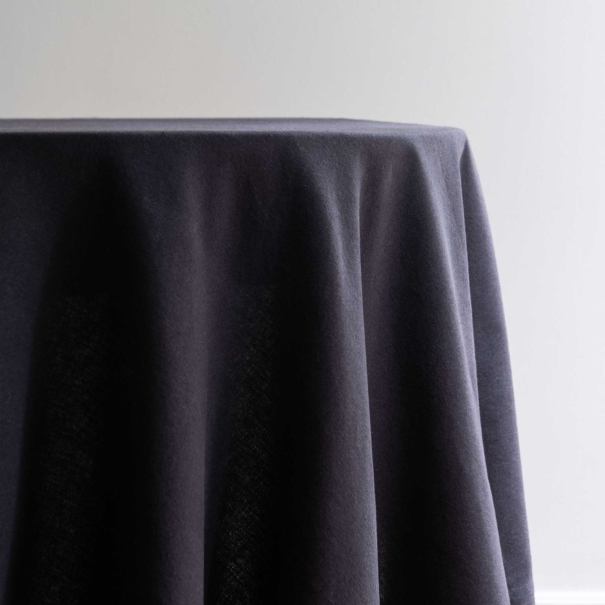 Elma Black bordsduk 150x320 cm