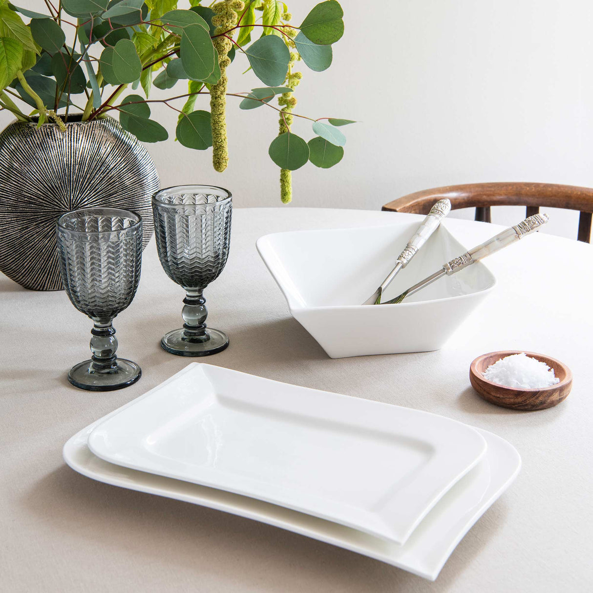 Vit Lilja serveringsfat 2 st